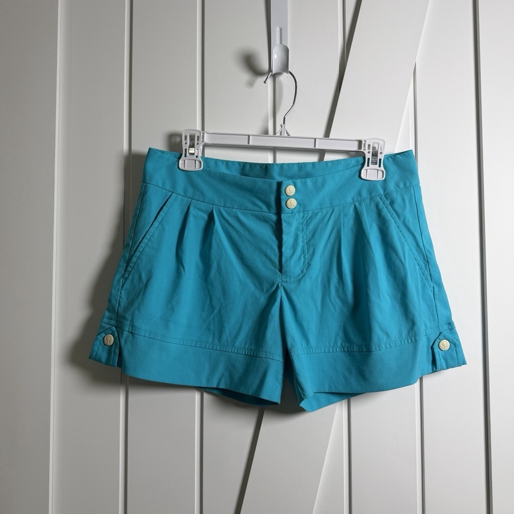 Lululemon Turquoise Tide Women's athletic Golf shorts Size 6 Activewear Sporty